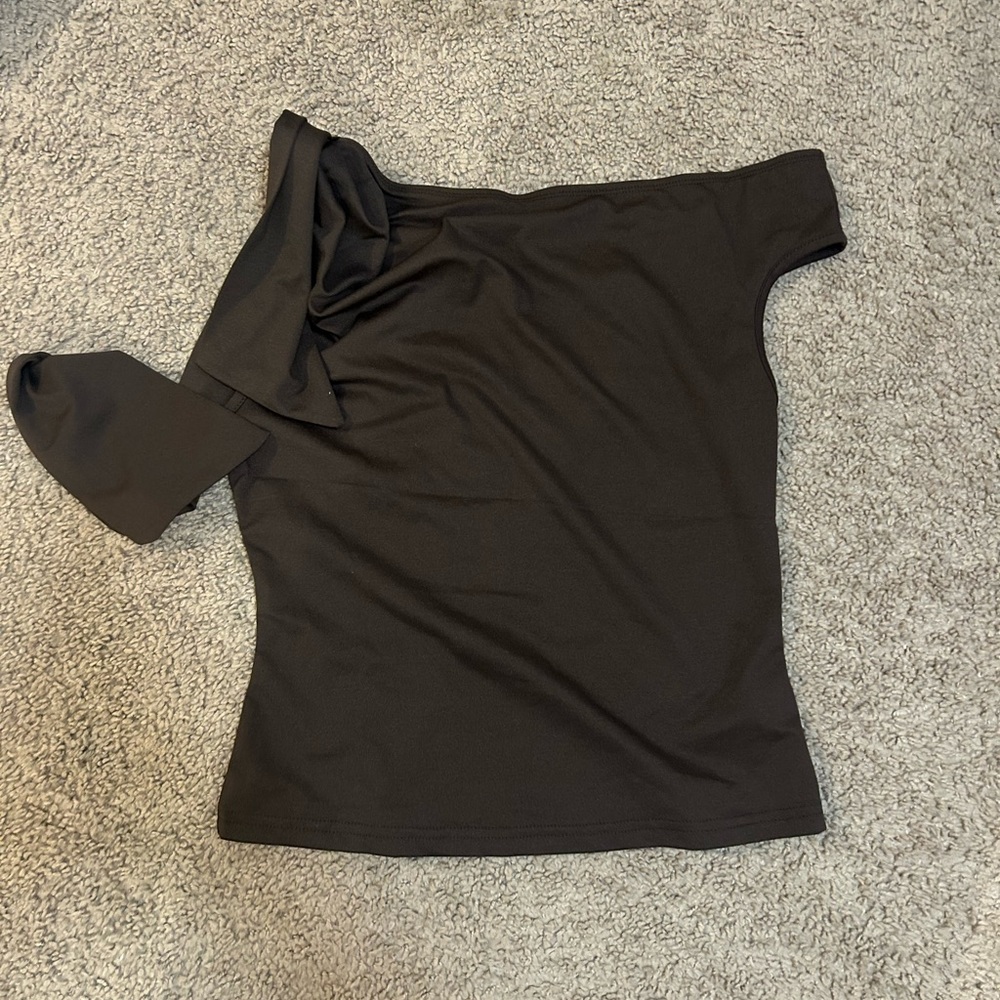 SHEIN Black Asymmetrical Blouse